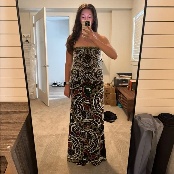 Alice + Olivia Beaded Delora Gown - like new - Picture 4 of 6